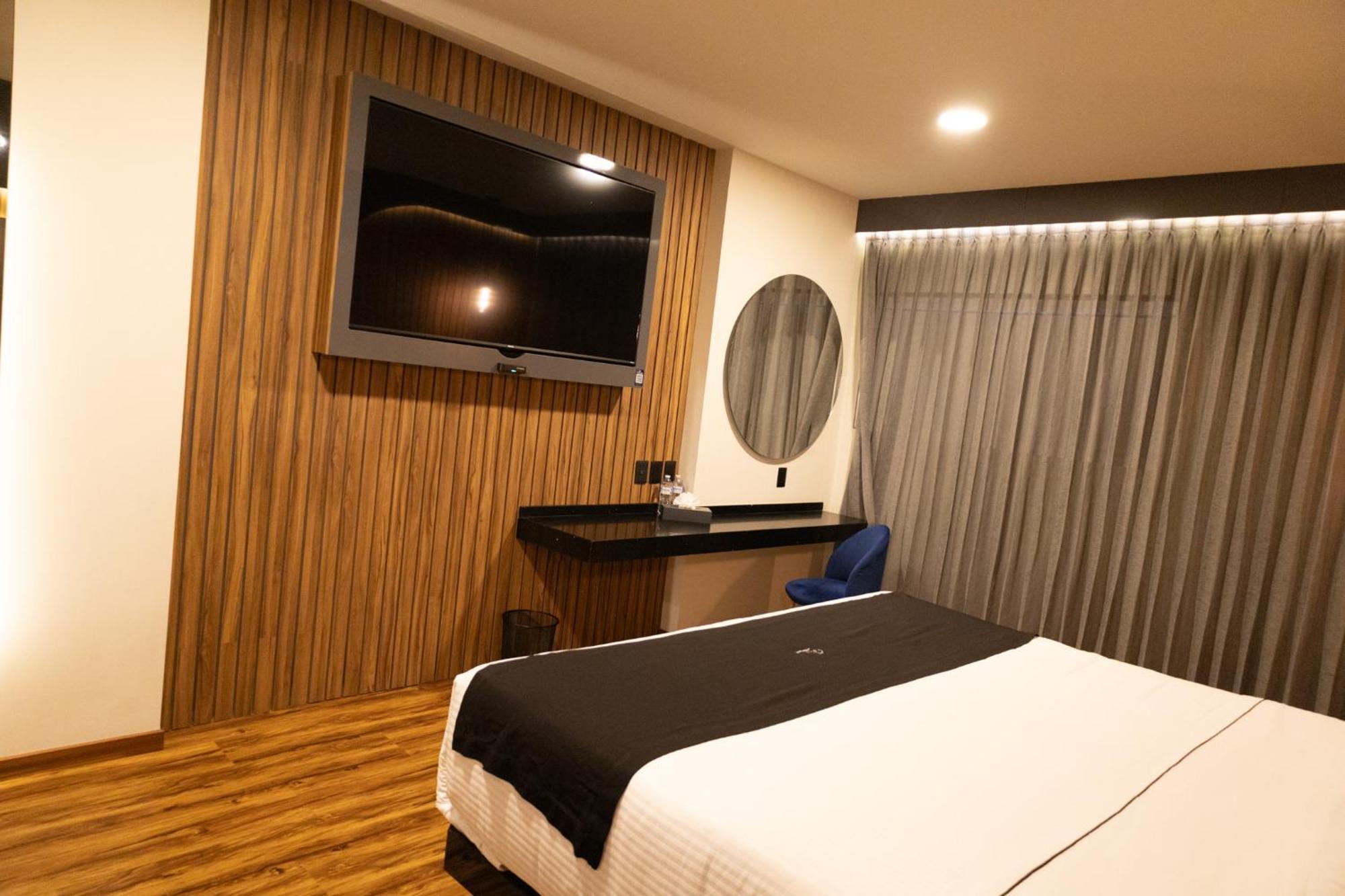 Hotel Yoru Querétaro Dış mekan fotoğraf